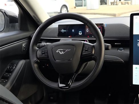 Used 2025 Ford Mustang Mach-E Select w/ Comfort Package Lite image 13