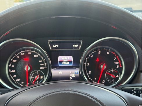 Used 2019 Mercedes-Benz GLS 550 4MATIC image 16