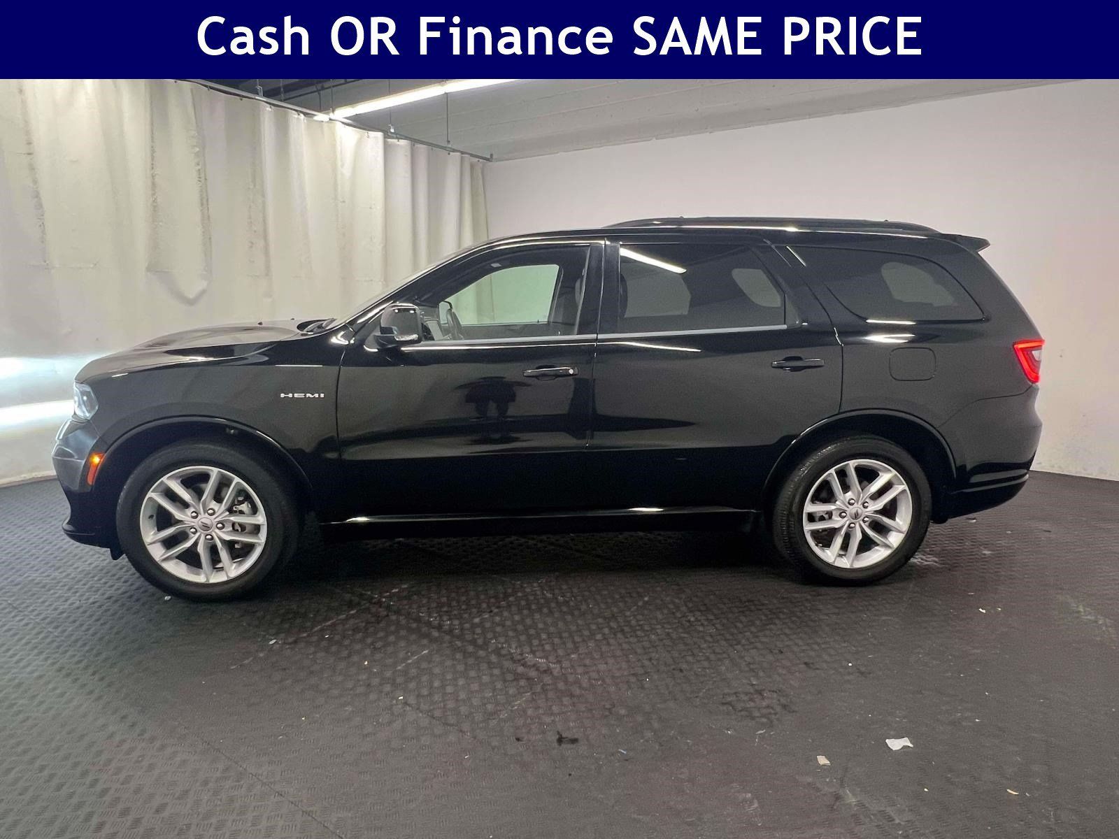 Used 2023 Dodge Durango R/T AWD/4WD image 9