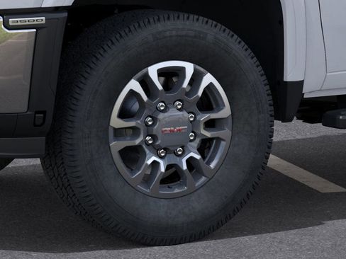 New 2026 GMC Sierra 3500 SLT w/ SLT Premium Package image 9