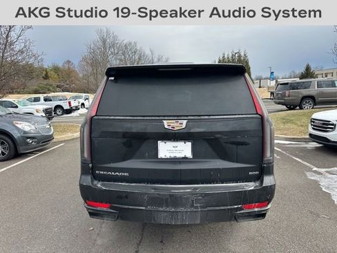 Used 2021 Cadillac Escalade ESV Sport w/ LPO, Illumination Package image 5