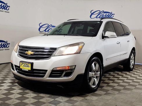 Used 2016 Chevrolet Traverse LTZ FWD image 5