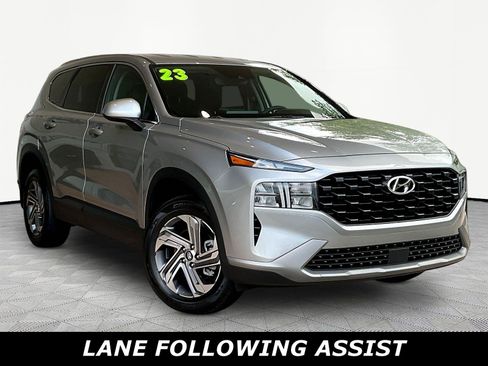 Used 2023 Hyundai Santa Fe SE AWD/4WD image 3