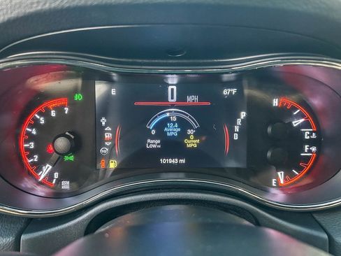 Used 2018 Dodge Durango R/T w/ Technology Group AWD/4WD image 29