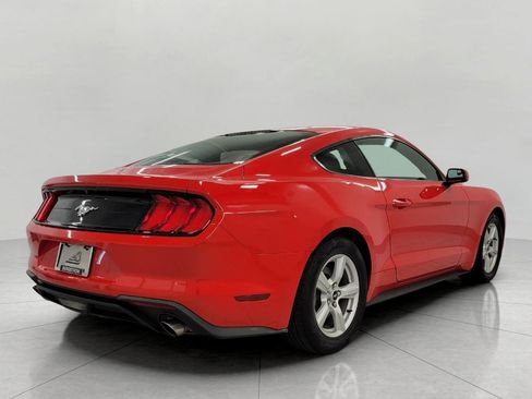 Used 2018 Ford Mustang Coupe RWD image 20