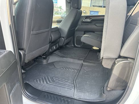 Used 2024 Chevrolet Silverado 2500 LT AWD/4WD image 17