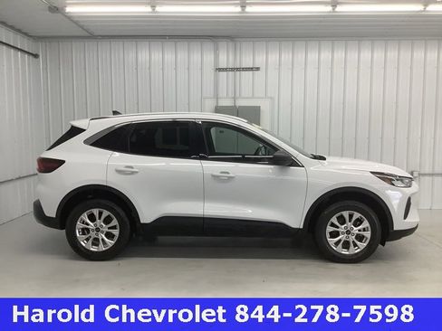 Used 2023 Ford Escape Active image 6