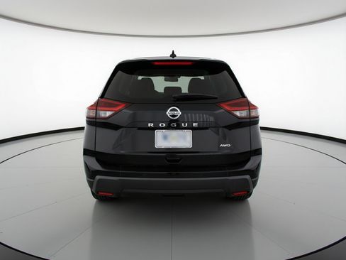 Used 2025 Nissan Rogue SV image 7
