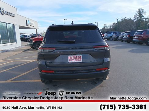 New 2025 Jeep Grand Cherokee Altitude AWD/4WD image 7