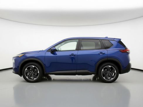 Used 2025 Nissan Rogue SV image 5