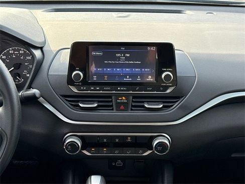 Certified 2022 Nissan Altima 2.5 S image 14