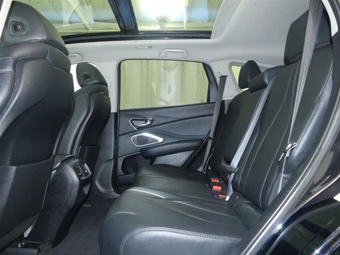 Used 2020 Acura RDX SH-AWD image 22