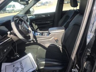 Used 2023 Jeep Grand Cherokee Altitude video 2