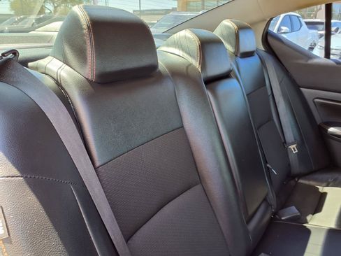 Used 2021 Nissan Altima 2.5 SR FWD image 15