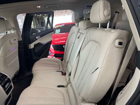 Used 2019 BMW X7 xDrive40i w/ Premium Package image 23