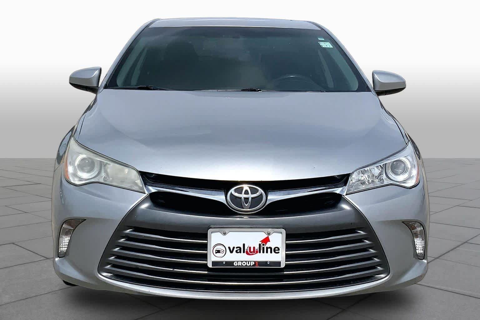Used 2015 Toyota Camry LE FWD image 4