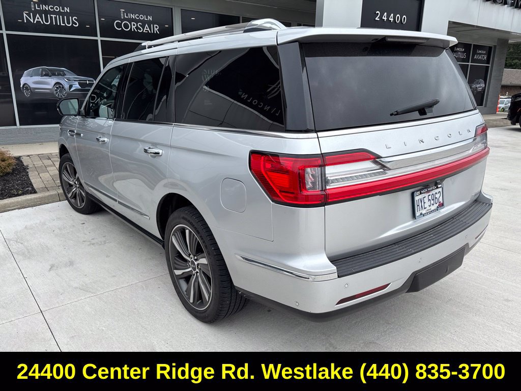 Used 2019 Lincoln Navigator Reserve AWD/4WD image 10