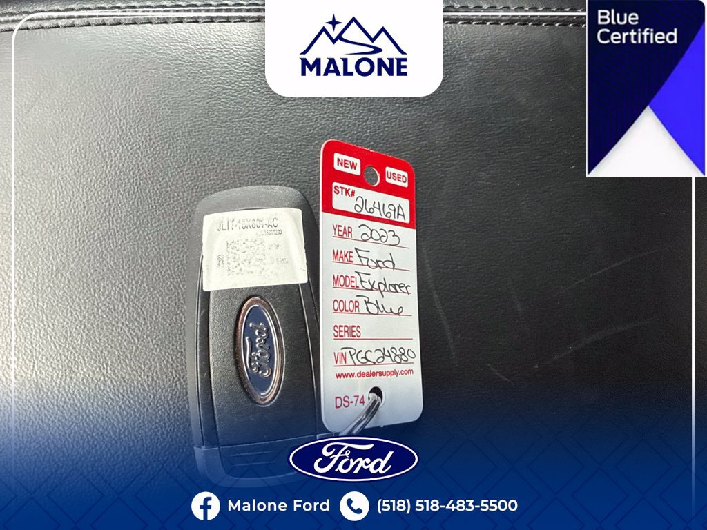 Used 2023 Ford Explorer XLT AWD/4WD image 20