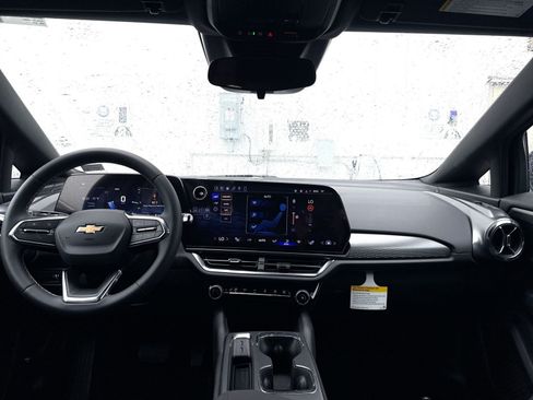 New 2026 Chevrolet Equinox EV LT w/ Comfort Package AWD/4WD image 23