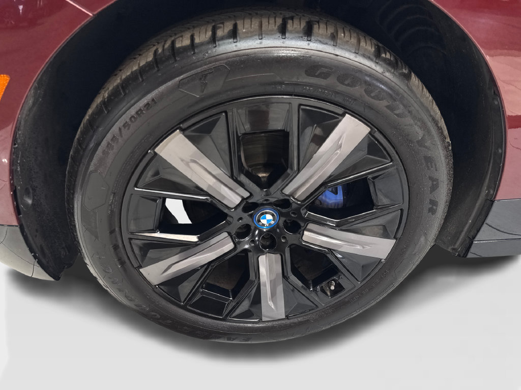 Used 2024 BMW iX xDrive50 w/ Premium Package AWD/4WD image 86