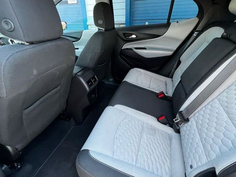 Used 2021 Chevrolet Equinox LS w/ LS Convenience Package FWD image 7