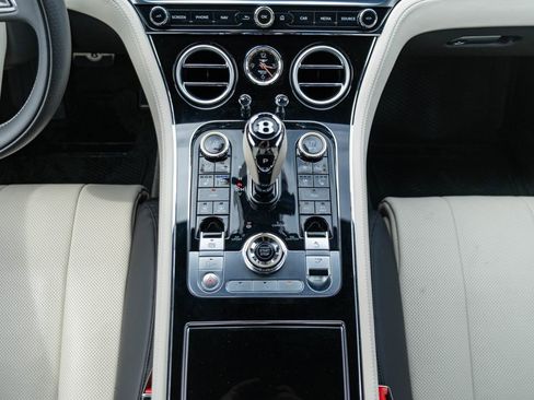 Used 2024 Bentley Continental GT AWD/4WD image 35