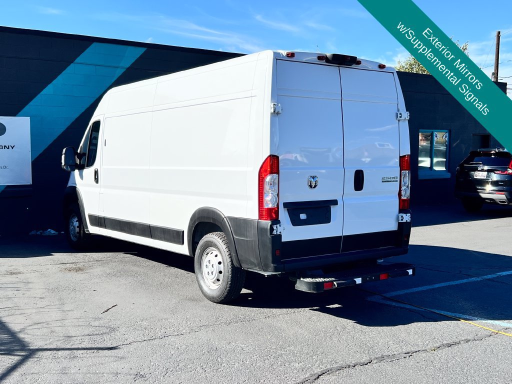 Used 2024 RAM ProMaster 2500 w/ Convenience Group FWD image 11