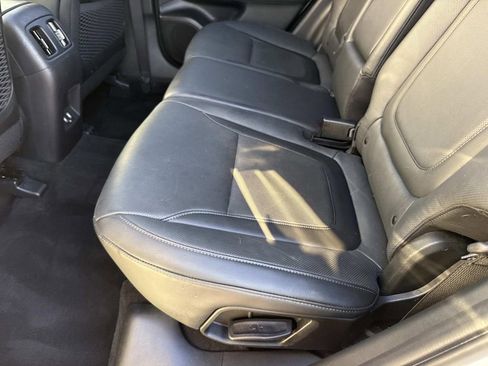 Used 2023 Hyundai Tucson Limited FWD image 16