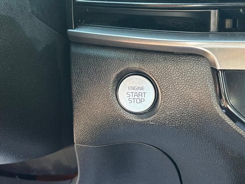 Used 2025 Kia Sorento EX AWD/4WD image 34