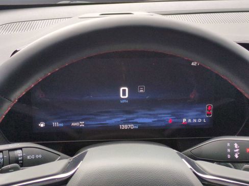 Used 2025 Chevrolet Equinox RS w/ Safety and Technology Package image 28