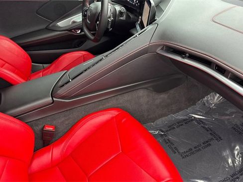 Used 2024 Chevrolet Corvette 1LT w/ Z51 Performance Package image 17