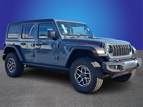 Used 2024 Jeep Wrangler Unlimited Rubicon w/ Technology Group image 3