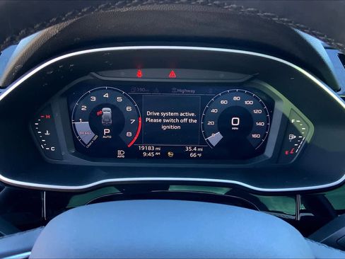 Used 2021 Audi Q3 2.0T Premium w/ Convenience Package image 24