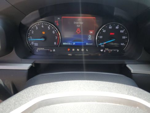 Used 2021 Ford Explorer XLT w/ Equipment Group 202A RWD image 24