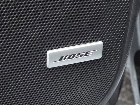 Used 2024 Buick Enclave Avenir image 10