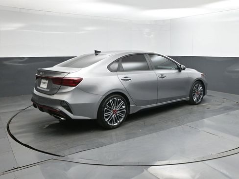 Used 2024 Kia Forte GT w/ GT2 Package image 11