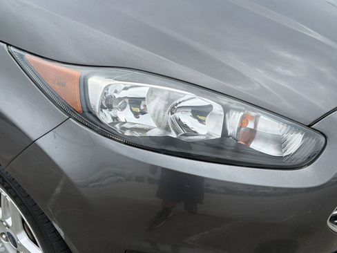 Used 2019 Ford Fiesta SE FWD image 11