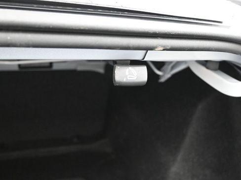 Used 2023 Chevrolet Malibu LT image 15