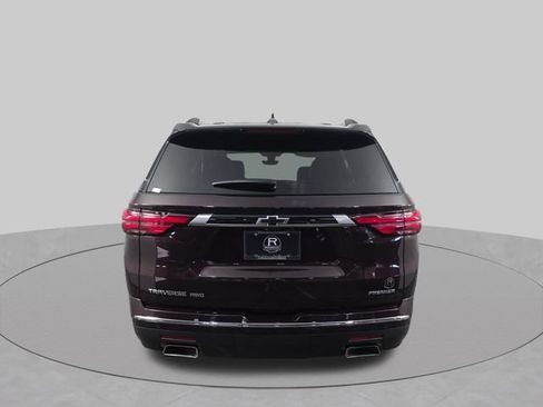 Used 2022 Chevrolet Traverse Premier w/ LPO, Floor Liner Package AWD/4WD image 16