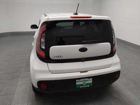 Used 2019 Kia Soul FWD image 6