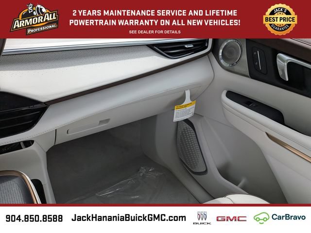 New 2026 Buick Enclave Avenir w/ Super Cruise Package FWD image 17