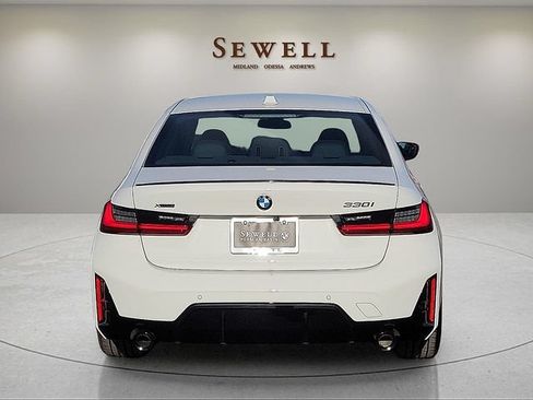 New 2026 BMW 330i xDrive Sedan w/ M Sport Package AWD/4WD image 4