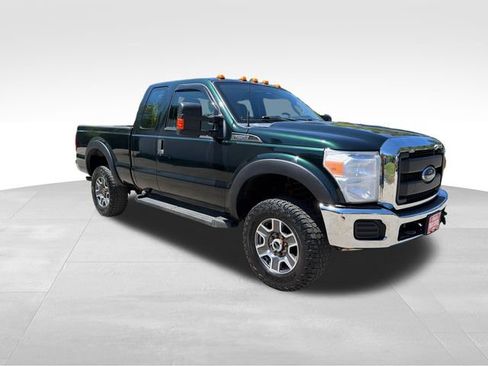 Used 2016 Ford F250 XL w/ XL Appearance Package AWD/4WD image 1