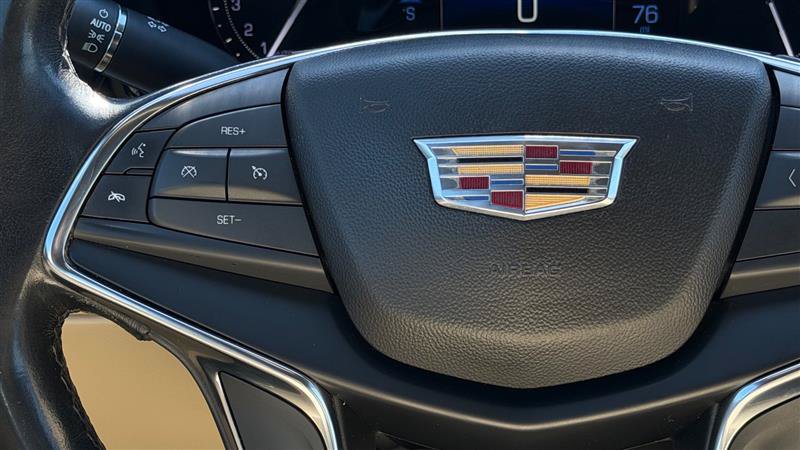 Used 2019 Cadillac XT5 FWD image 29