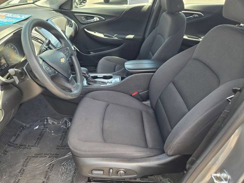 Used 2024 Chevrolet Malibu LT FWD image 11