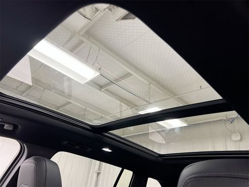 New 2026 Buick Enclave Avenir w/ Super Cruise Package image 19