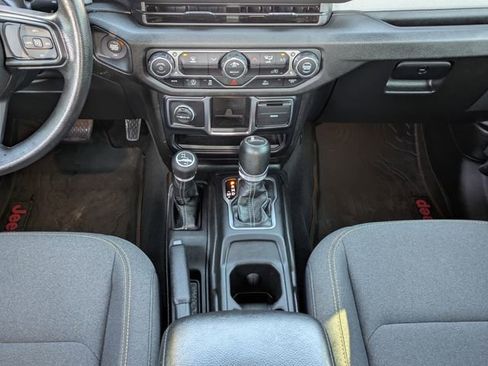 Used 2024 Jeep Gladiator Sport image 20