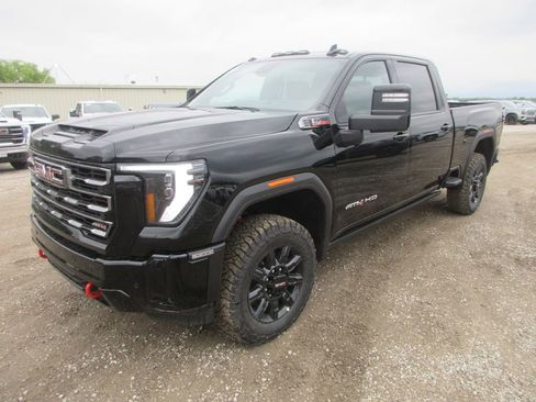 New 2026 GMC Sierra 3500 AT4 w/ AT4 Premium Plus Package AWD/4WD image 11