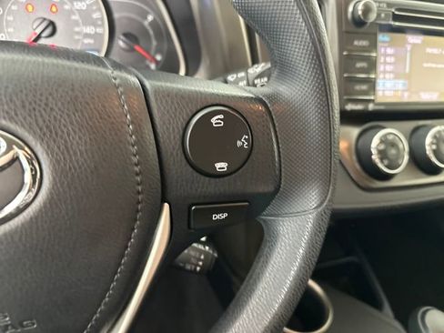 Used 2015 Toyota RAV4 LE image 16