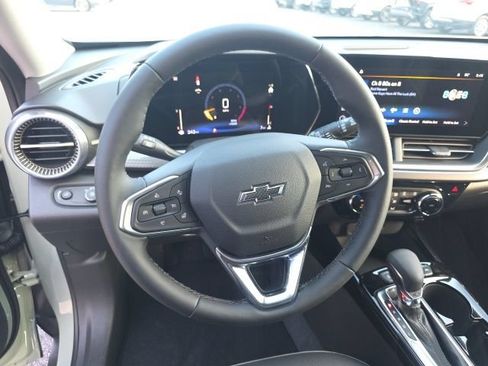 New 2026 Chevrolet Trax ACTIV w/ Driver Confidence Package FWD image 16